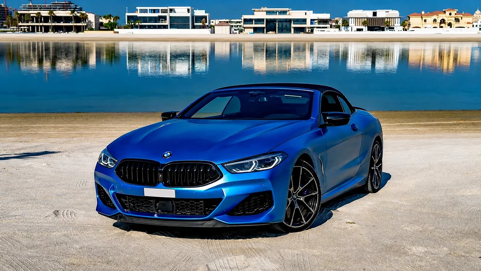 BMW 850i in Blue