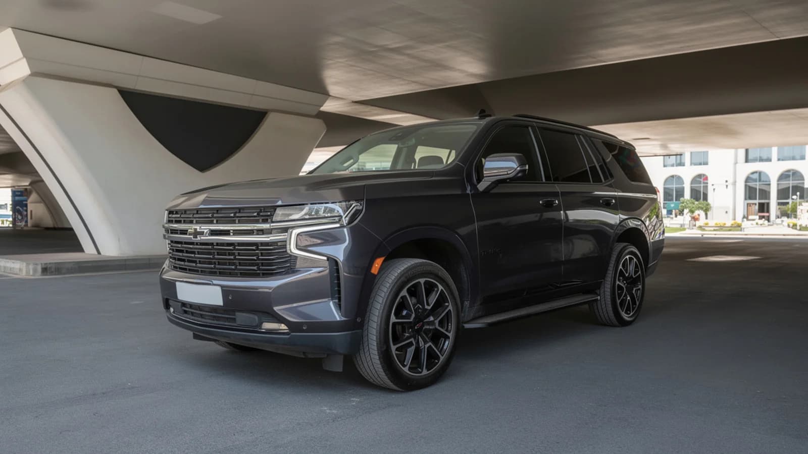 Chevrolet Tahoe in Gray
