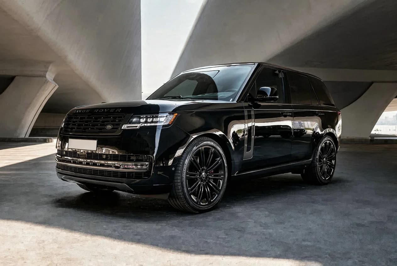 Range Rover HSE Vogue 1st in Black